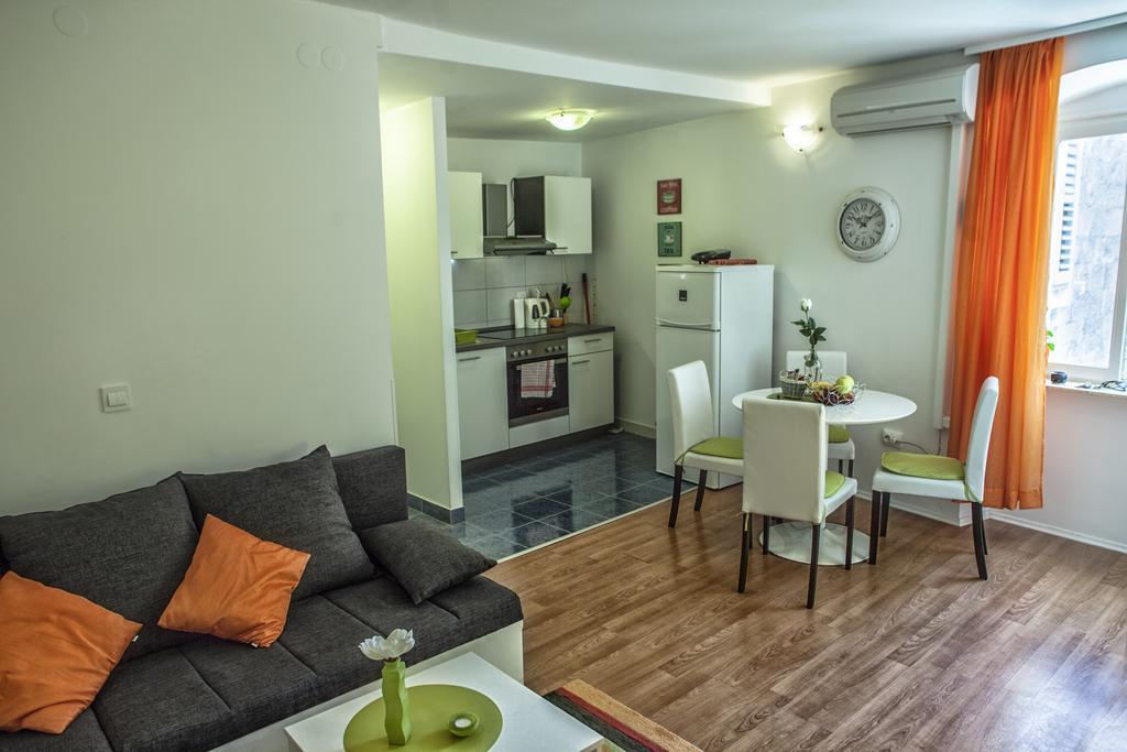 West Wall Apartment Σπλιτ Εξωτερικό φωτογραφία